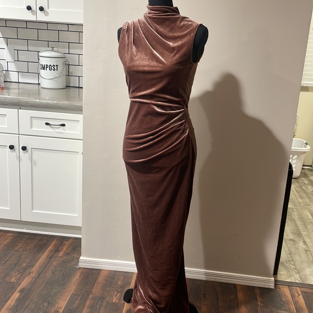 Michael Costello x Revolve Mott Maxi Velvet Mauve Nude Pink Dress NWT - Picture 3 of 11